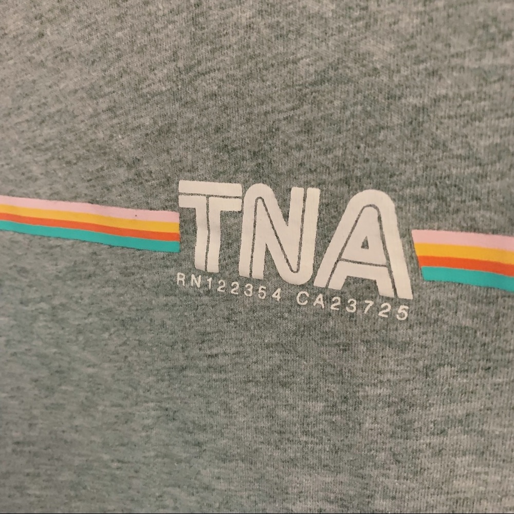 Aritzia TNA Shirt
